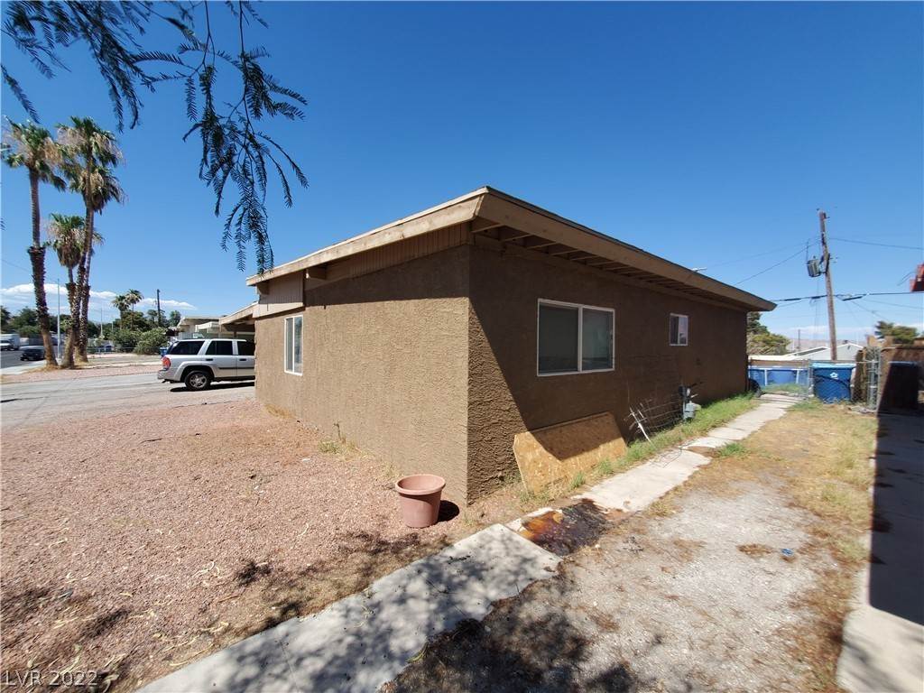 7. Duplex Homes for Sale at 2309 S 15th Street Las Vegas, Nevada 89104 United States