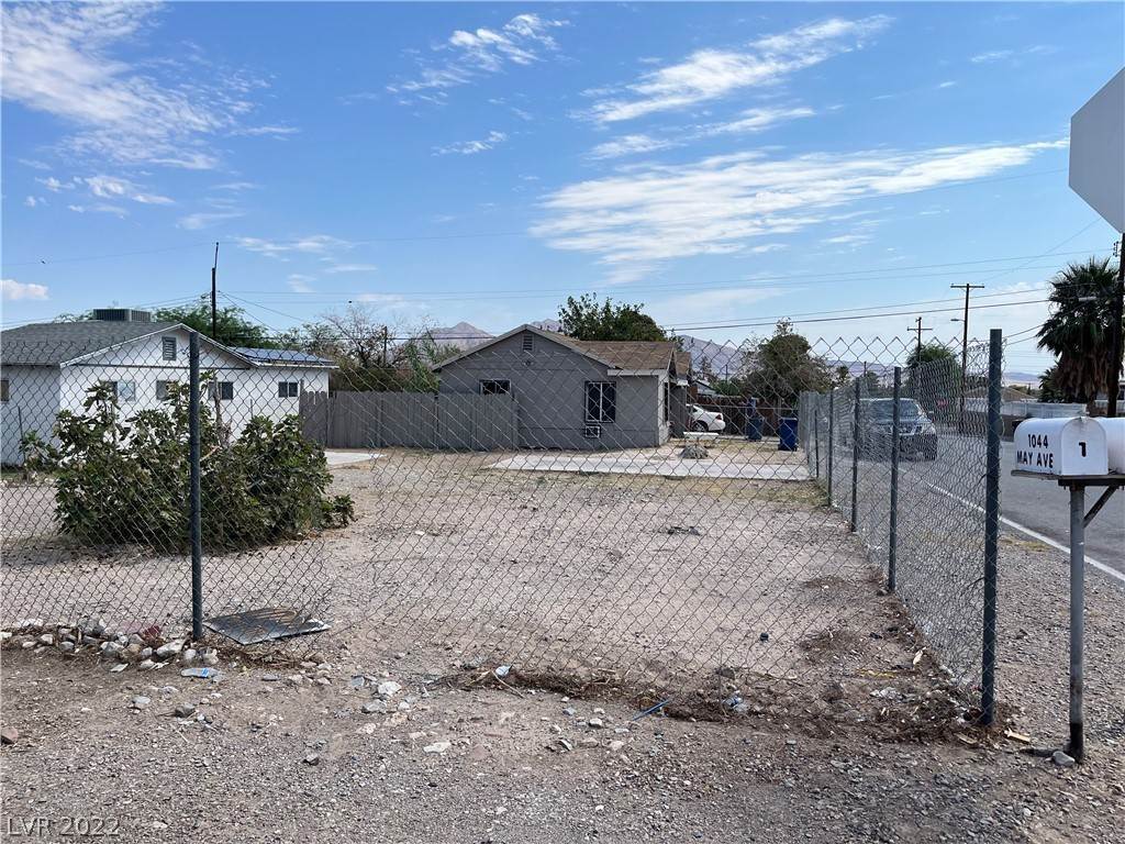 5. Duplex Homes for Sale at 1044 May Avenue Las Vegas, Nevada 89104 United States