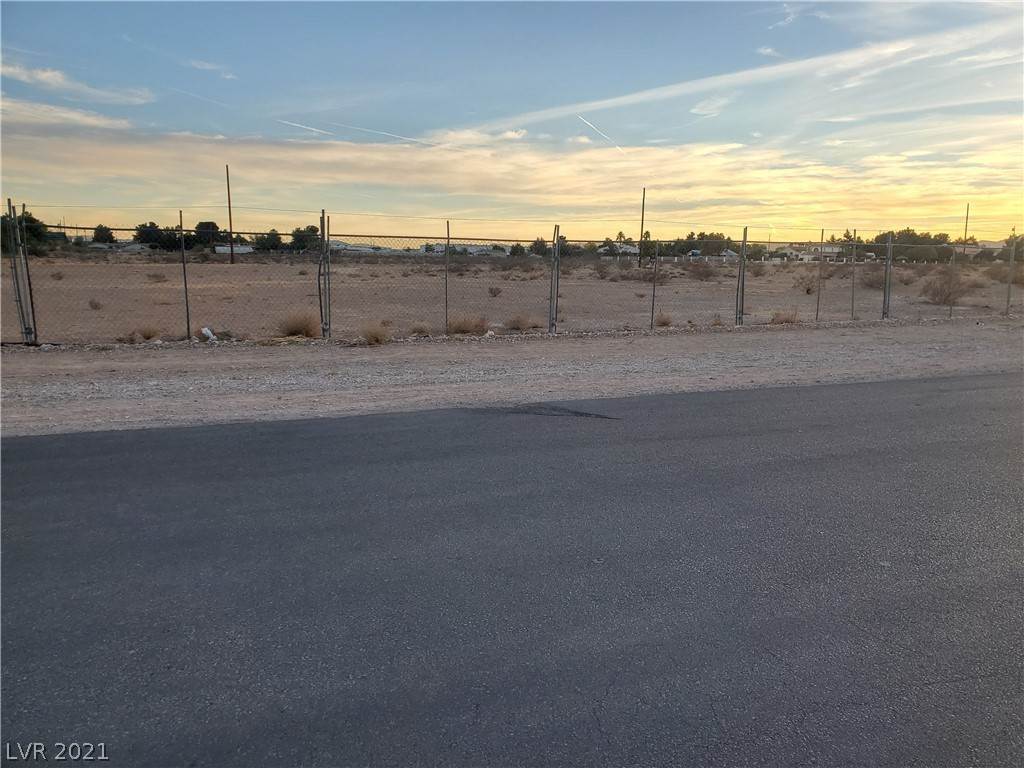 Land for Sale at Oquendo and El Camino Las Vegas, Nevada 89118 United States