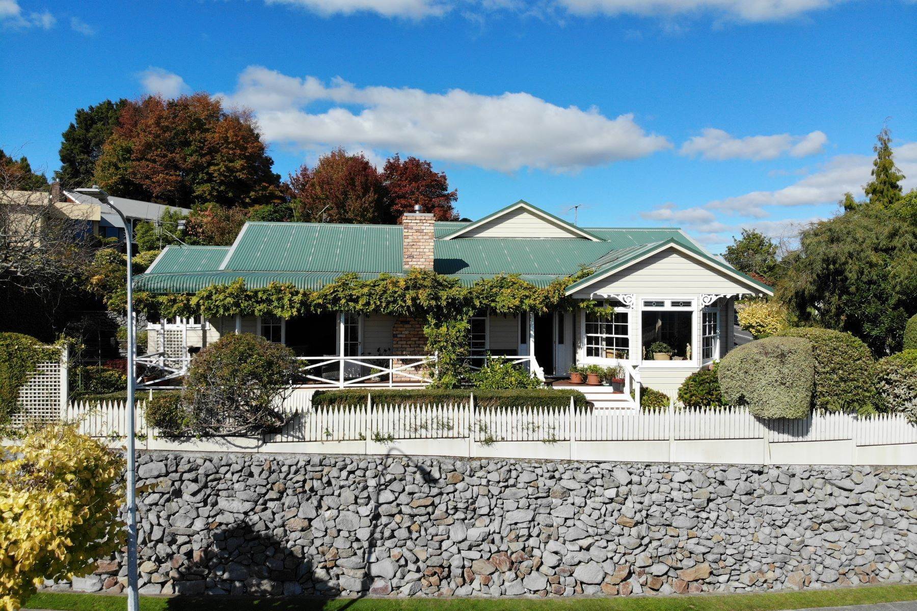 2. Single Family Homes for Sale at 70 Shepherd Road, Waipahihi Taupo, Waikato 3330 New Zealand