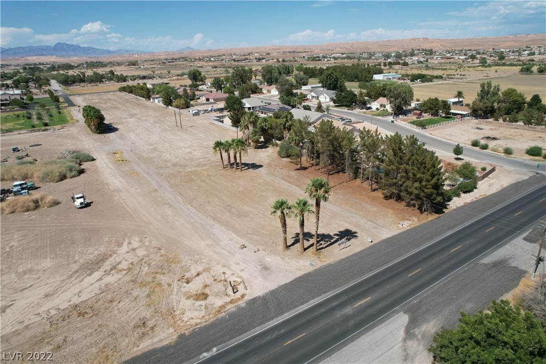 Terrain pour l Vente à 1940 N Moapa Valley Boulevard Logandale, Nevada 89021 États-Unis
