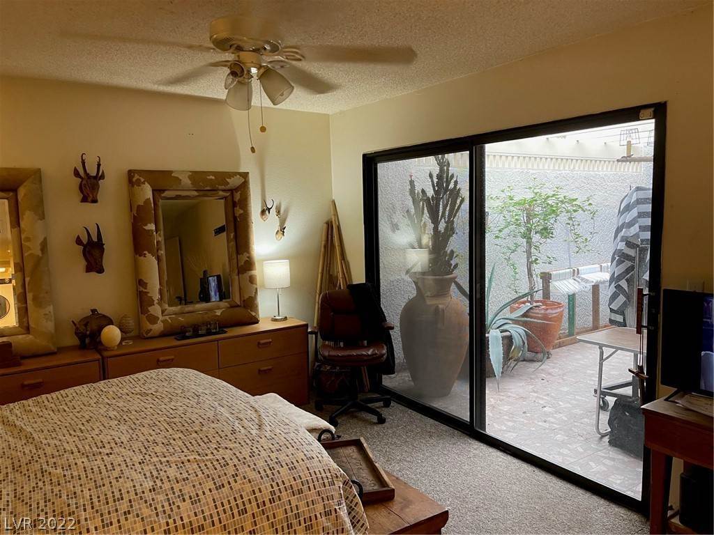 16. Single Family Homes at 512 Woodmount Drive Las Vegas, Nevada 89107 United States