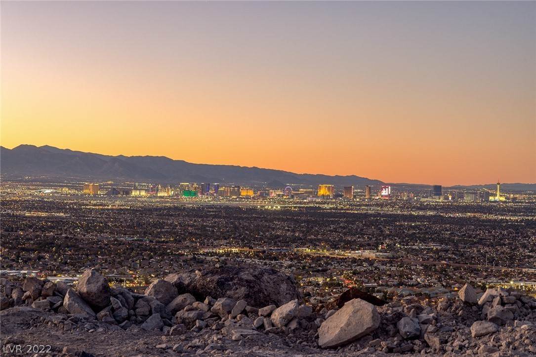 Land for Sale at 631 Grand Rim Drive Henderson, Nevada 89012 United States