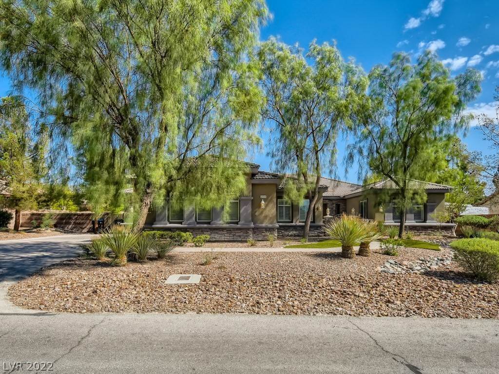 Single Family Homes для того Продажа на 3714 Internet Avenue North Las Vegas, Невада 89031 Соединенные Штаты