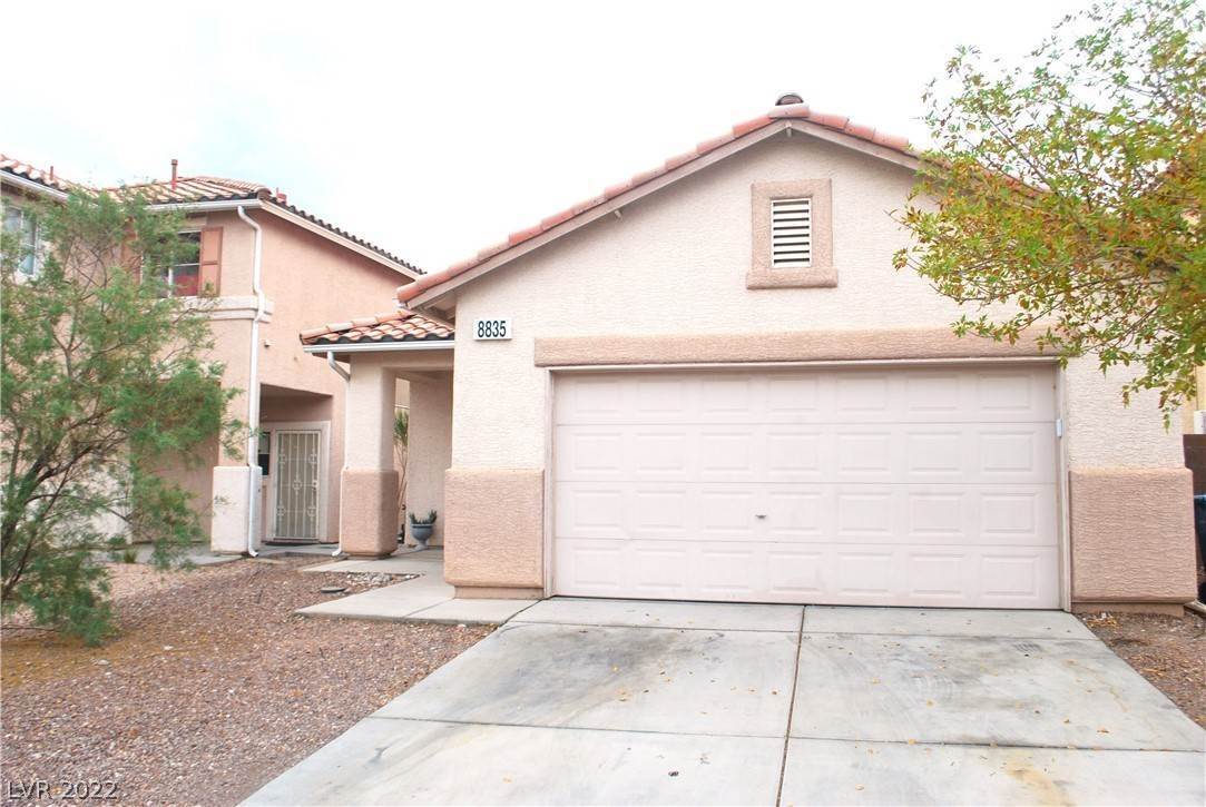 1. Single Family Homes at 8835 Kingswood Drive Las Vegas, Nevada 89147 United States