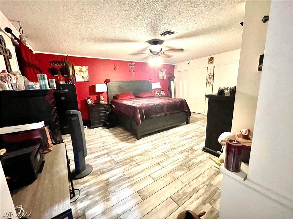 14. Single Family Homes at 3564 Edison Avenue Las Vegas, Nevada 89121 United States