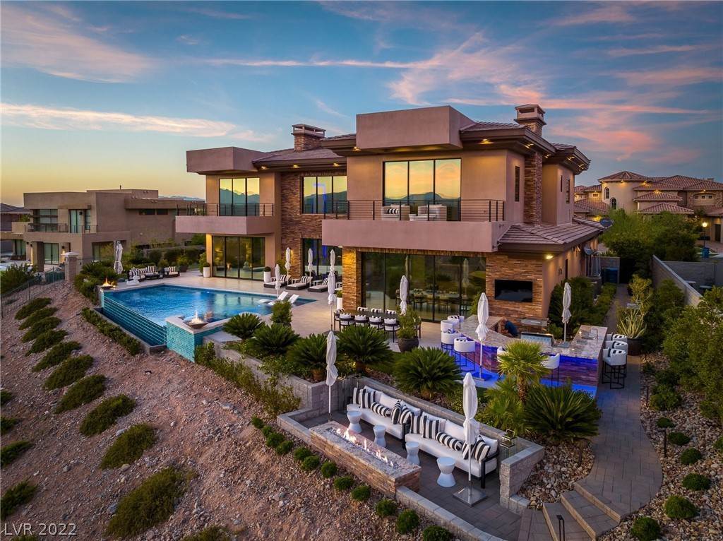 Single Family Homes voor Verkoop op 1602 Villa Rica Drive Henderson, Nevada 89052 Verenigde Staten