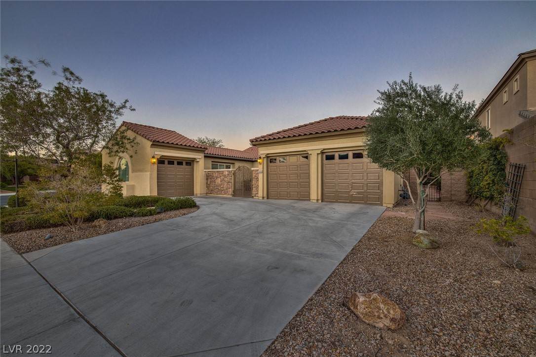 8. Single Family Homes at 2520 Lochmaben Street Henderson, Nevada 89044 United States