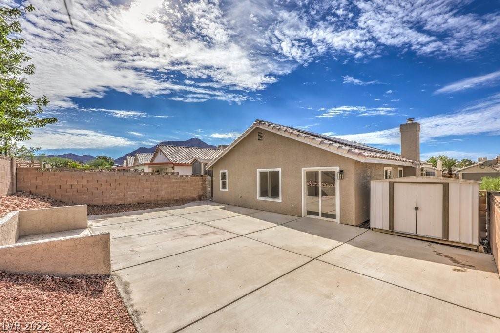 15. Single Family Homes at 6346 Gold Canyon Drive Las Vegas, Nevada 89156 United States