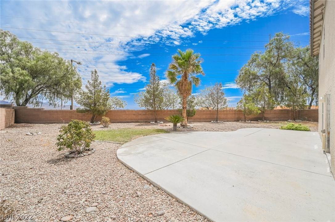 19. Single Family Homes at 7804 Bear Tooth Cave Court Las Vegas, Nevada 89131 United States