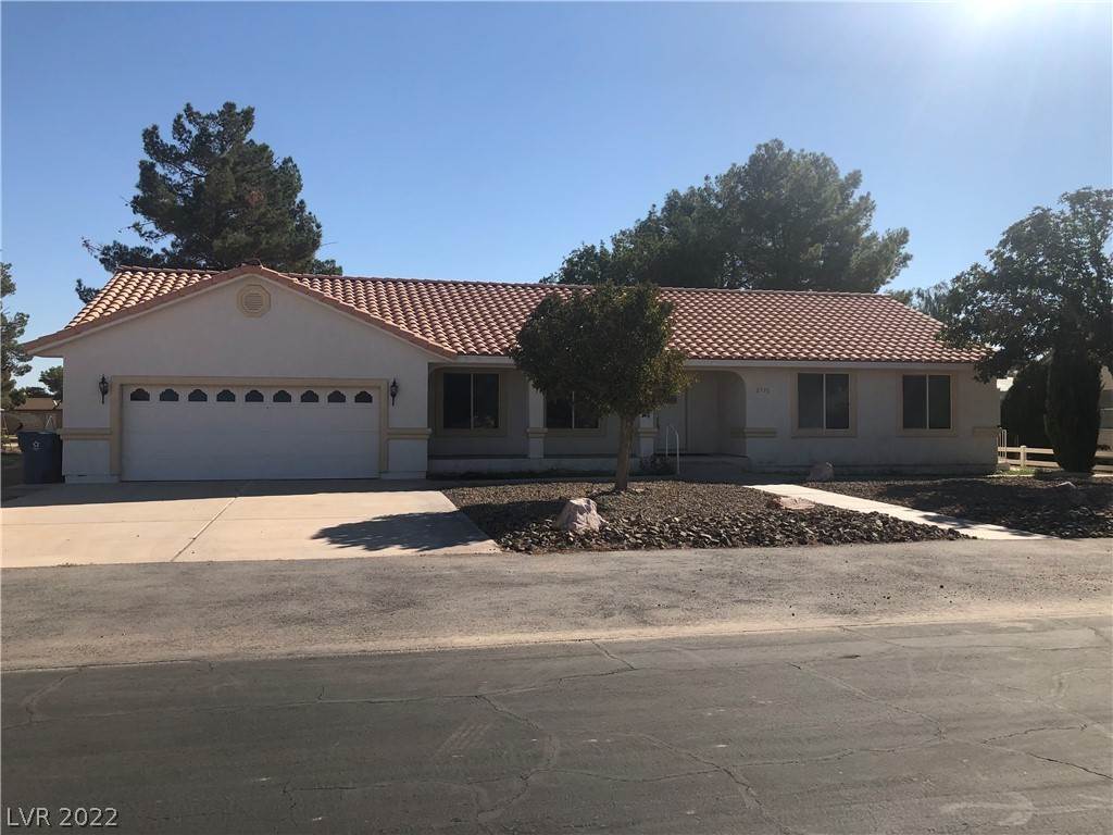 Single Family Homes pour l Vente à 3776 Stratton Street Logandale, Nevada 89021 États-Unis