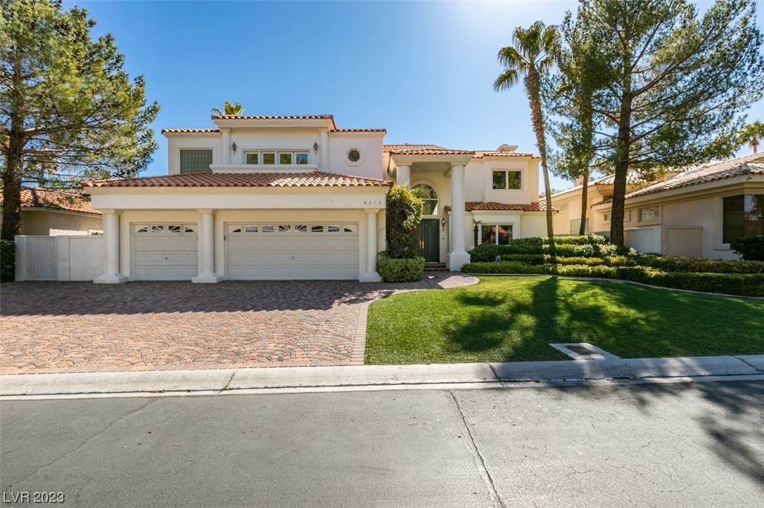 Single Family Homes for Sale at 8613 Robinson Ridge Drive Las Vegas, Nevada 89117 United States