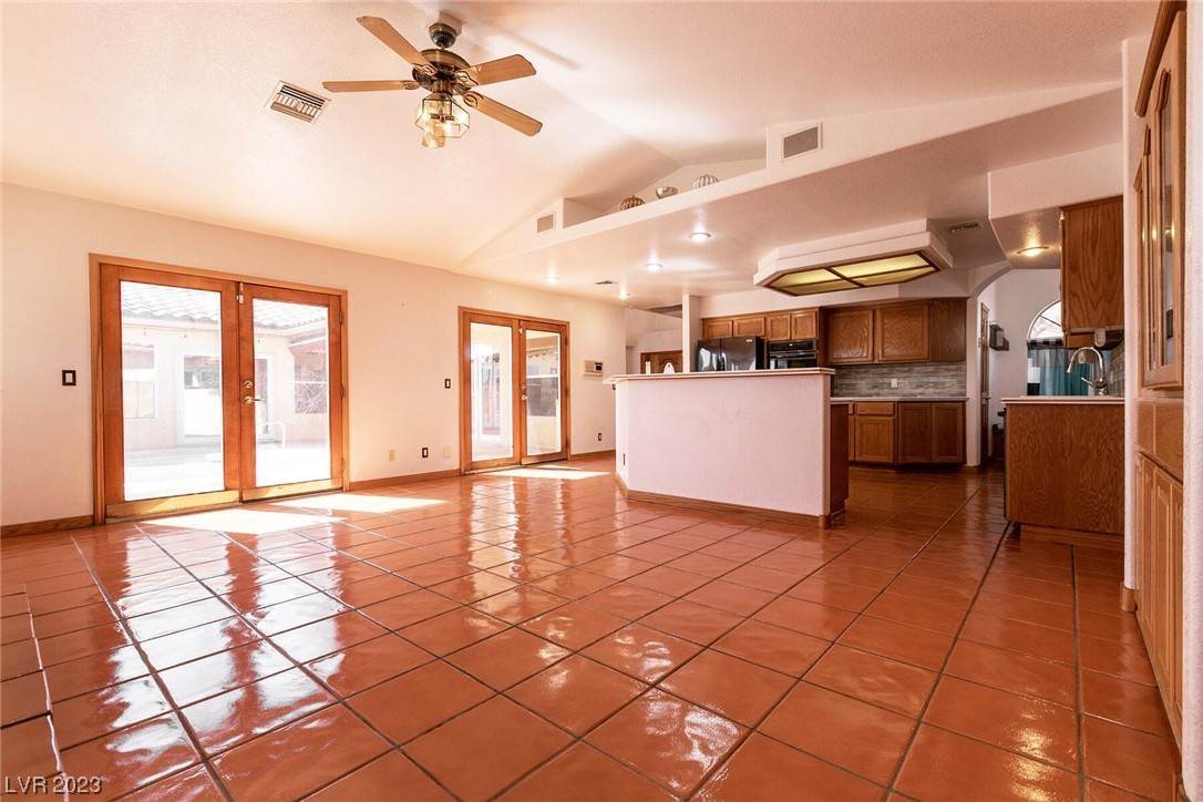 11. Single Family Homes for Sale at 10060 W Tropical Parkway Las Vegas, Nevada 89149 United States