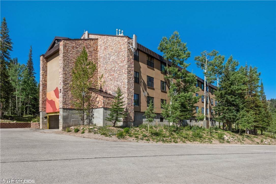 Condominiums voor Verkoop op 223 Hunter Ridge Road Brian Head, Utah 84719 Verenigde Staten