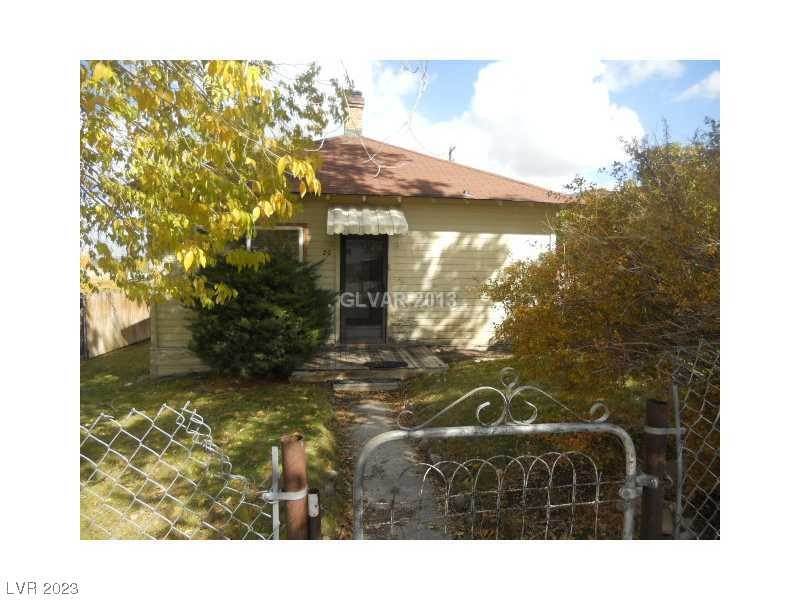 Single Family Homes för Försäljning vid 20 AVENUE D McGill, Nevada 89318 Förenta staterna