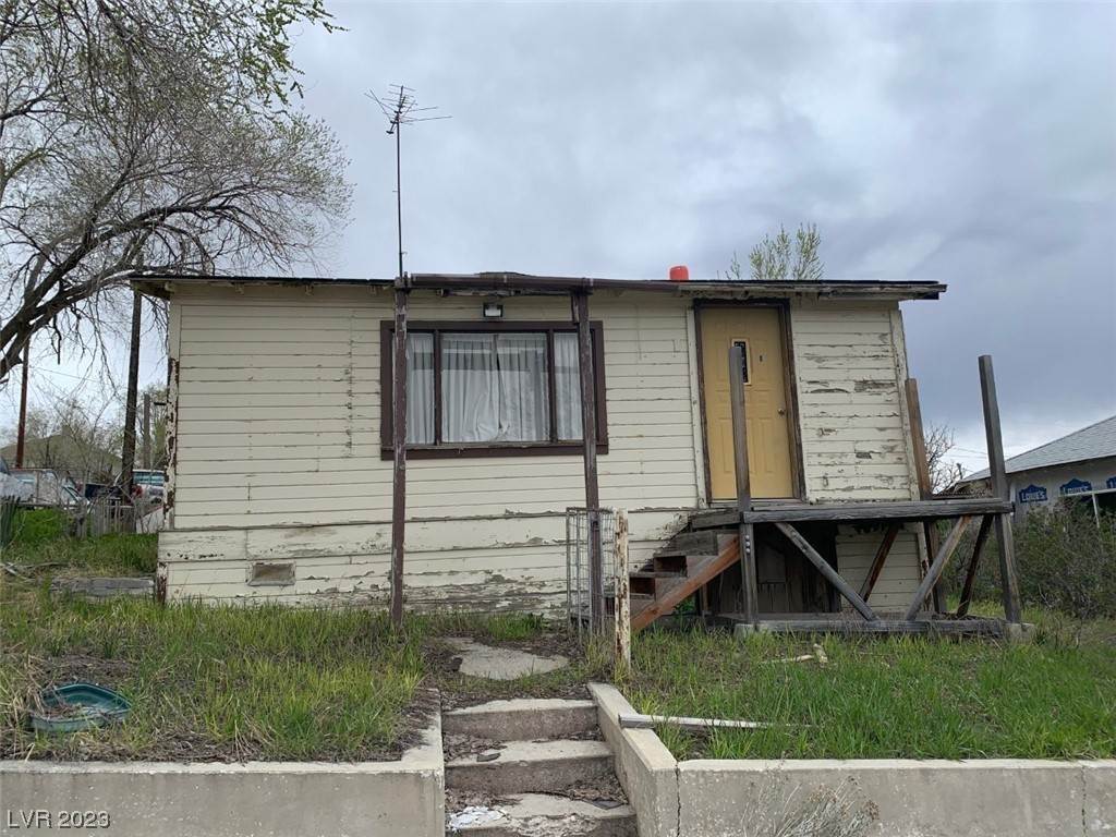 Single Family Homes per Vendita alle ore 5 Avenue F McGill, Nevada 89318 Stati Uniti