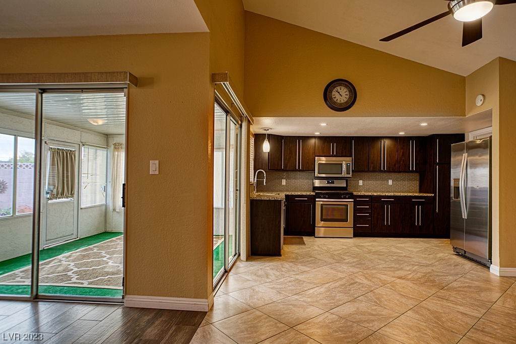 9. Single Family Homes at 3956 Clear View Drive Las Vegas, Nevada 89121 United States