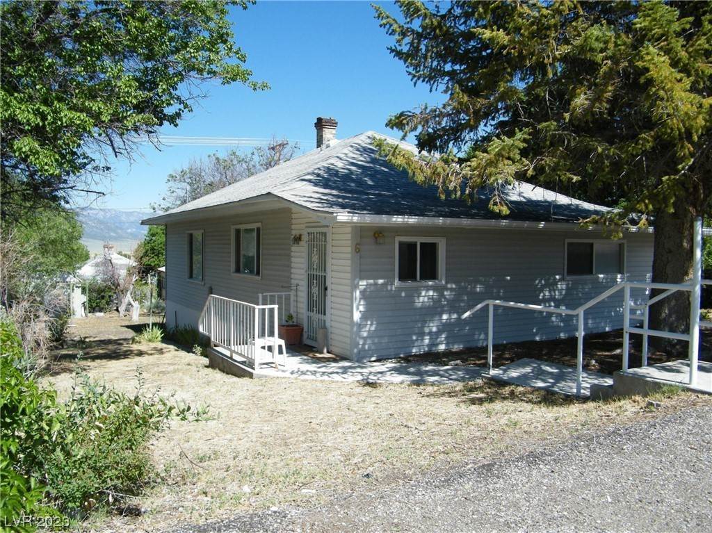 Single Family Homes per Vendita alle ore 6 Second Street McGill, Nevada 89318 Stati Uniti