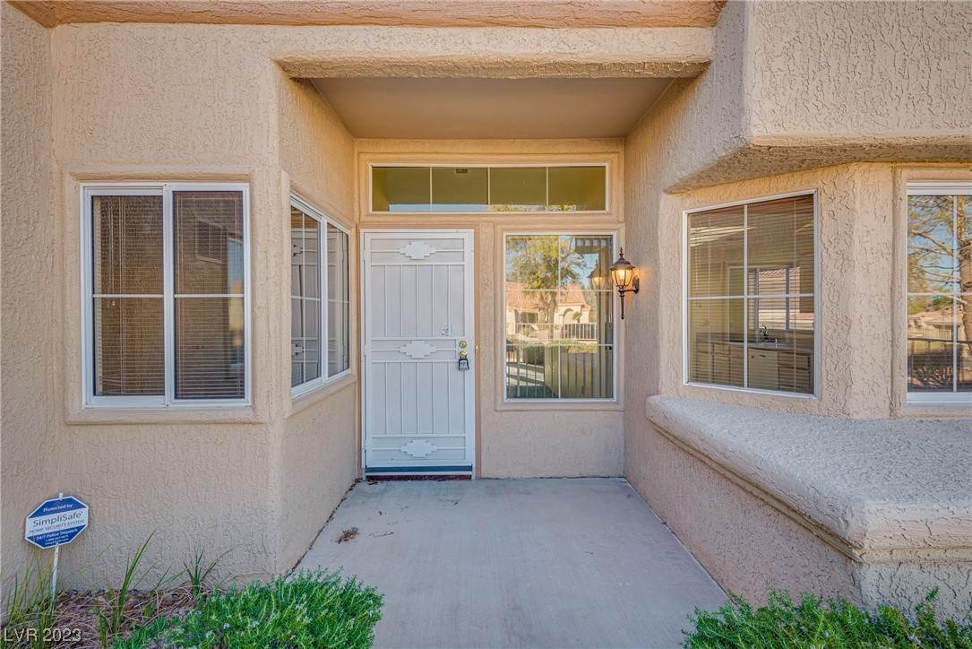 8. Townhouse at 2849 Bluffpoint Drive Las Vegas, Nevada 89134 United States