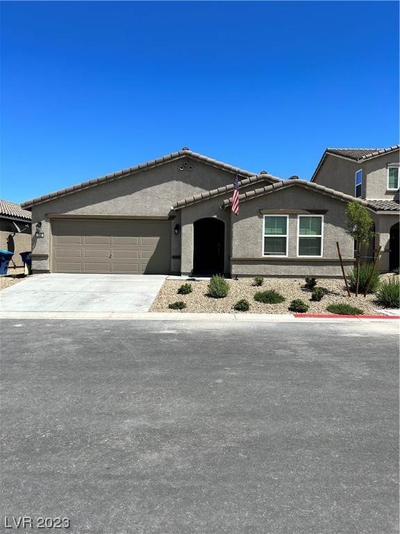 Single Family Homes pour l Vente à 392 Desoto Falls Court Indian Springs, Nevada 89018 États-Unis