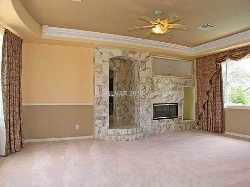 17. Single Family Homes at 305 KINGSCLEAR Court Las Vegas, Nevada 89145 United States
