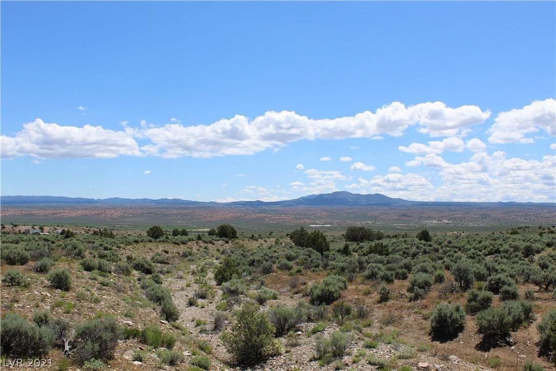 Terrain pour l Vente à Indian Ridge - 180 Caliente, Nevada 89008 États-Unis