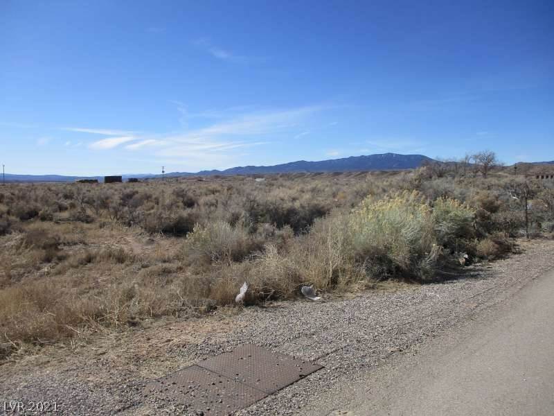 Terrain pour l Vente à NV Hwy 319-7.6 Acres Panaca, Nevada 89042 États-Unis