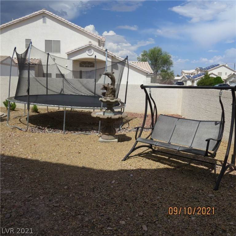 5. Single Family Homes at 2107 Bridle Wreath Lane Las Vegas, Nevada 89156 United States