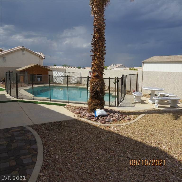 6. Single Family Homes at 2107 Bridle Wreath Lane Las Vegas, Nevada 89156 United States
