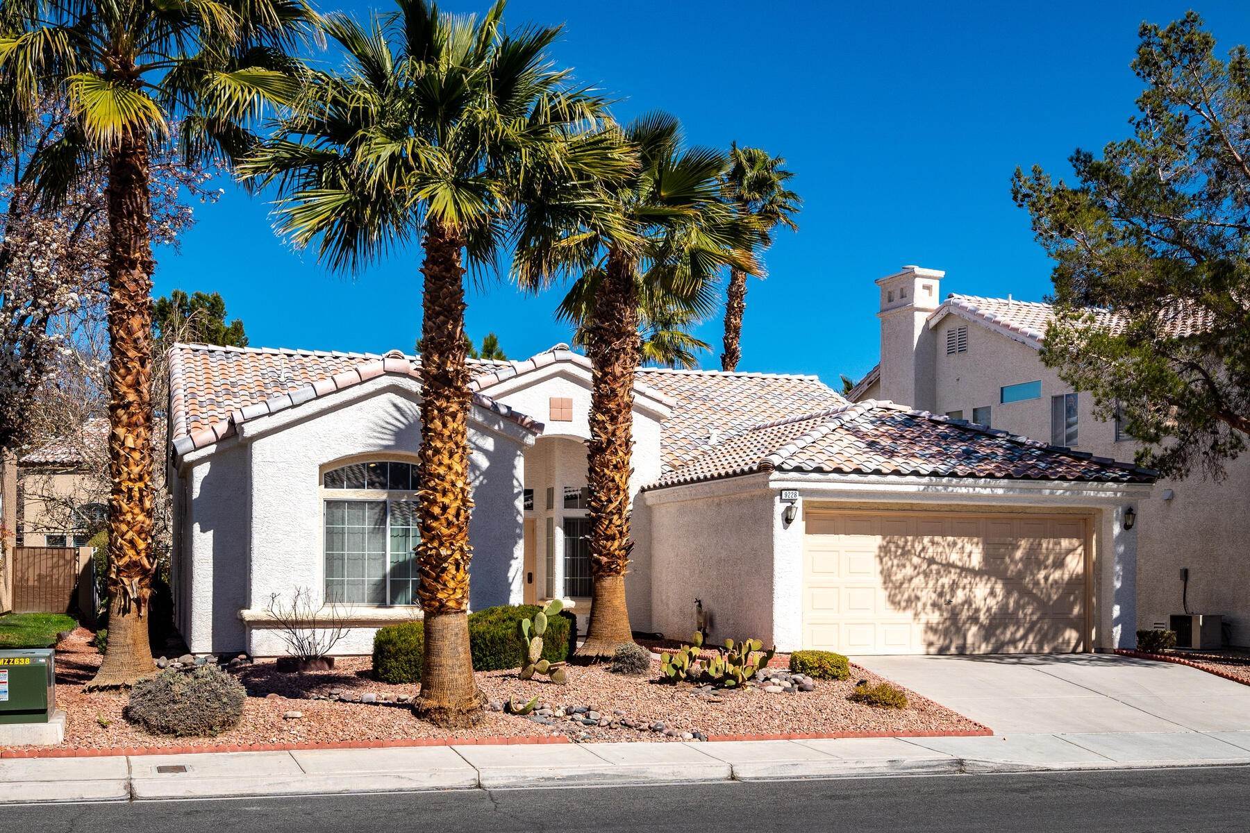 19. Single Family Homes at 9228 Spruce Mountain Way Las Vegas, Nevada 89134 United States