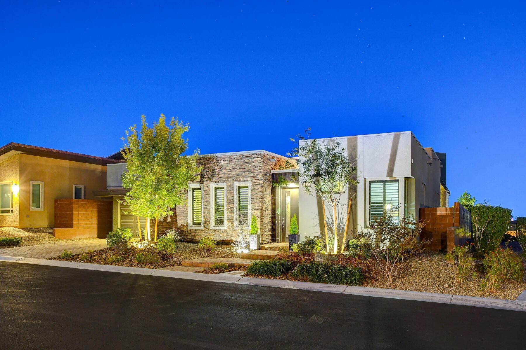 2. Single Family Homes for Sale at 6280 Mojave Sky St. 6280 Mojave Sky St Las Vegas, Nevada 89135 United States