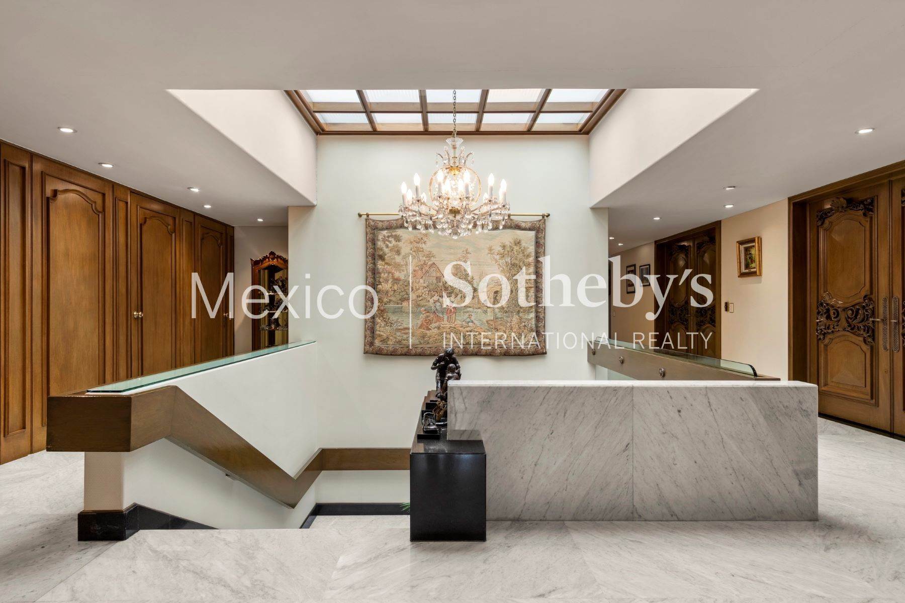11. Single Family Homes for Sale at Casa Everest Mexico City, Ciudad de Mexico 11000 Mexico