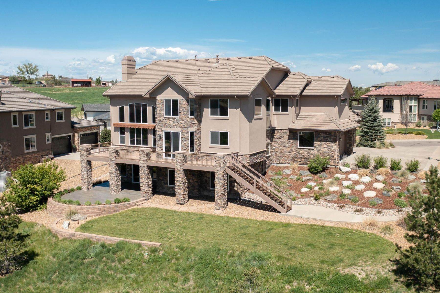 40. Single Family Homes for Sale at 1/2-acre lot with Pikes Peak views! 7678 Kryptonite Lane Castle Rock, Colorado 80108 United States