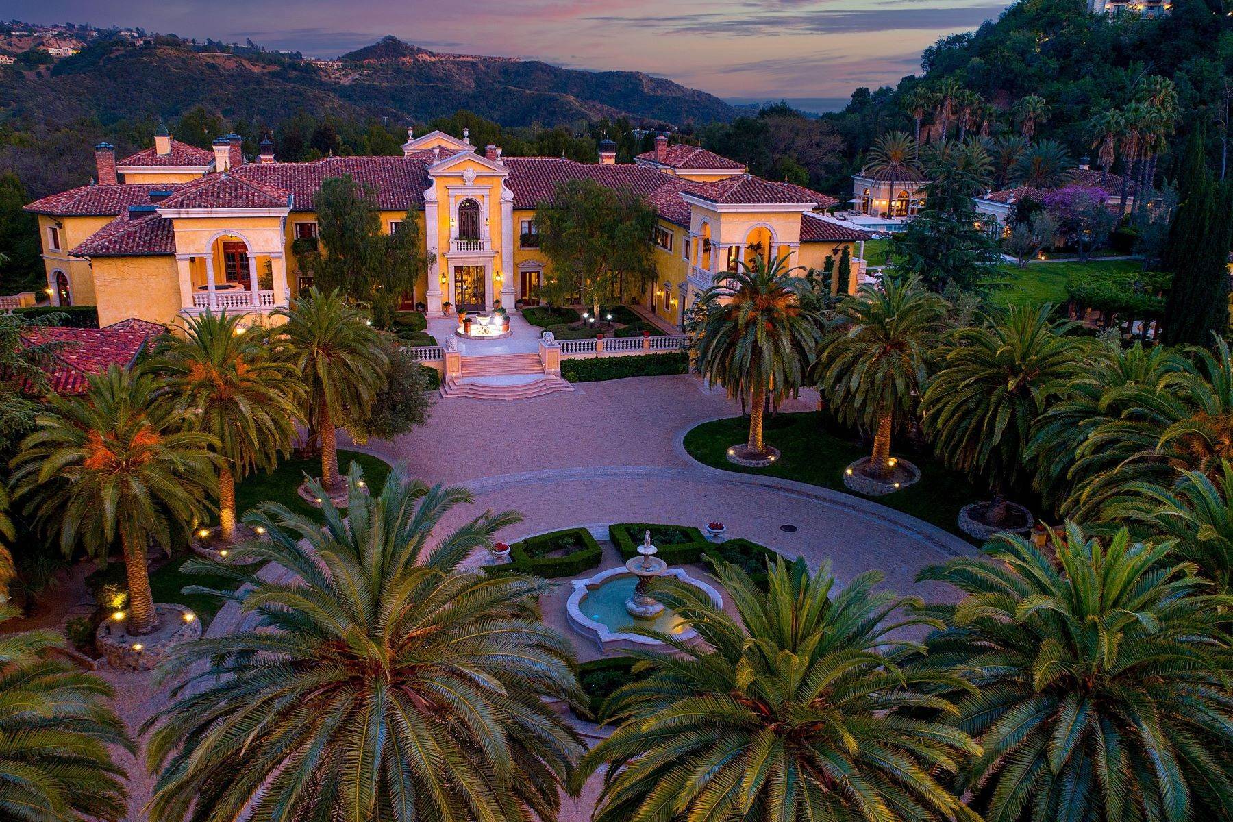 Single Family Homes для того Продажа на 67 Beverly Park Court, 67,68, 69 Беверли Хиллс, Калифорния 90210 Соединенные Штаты